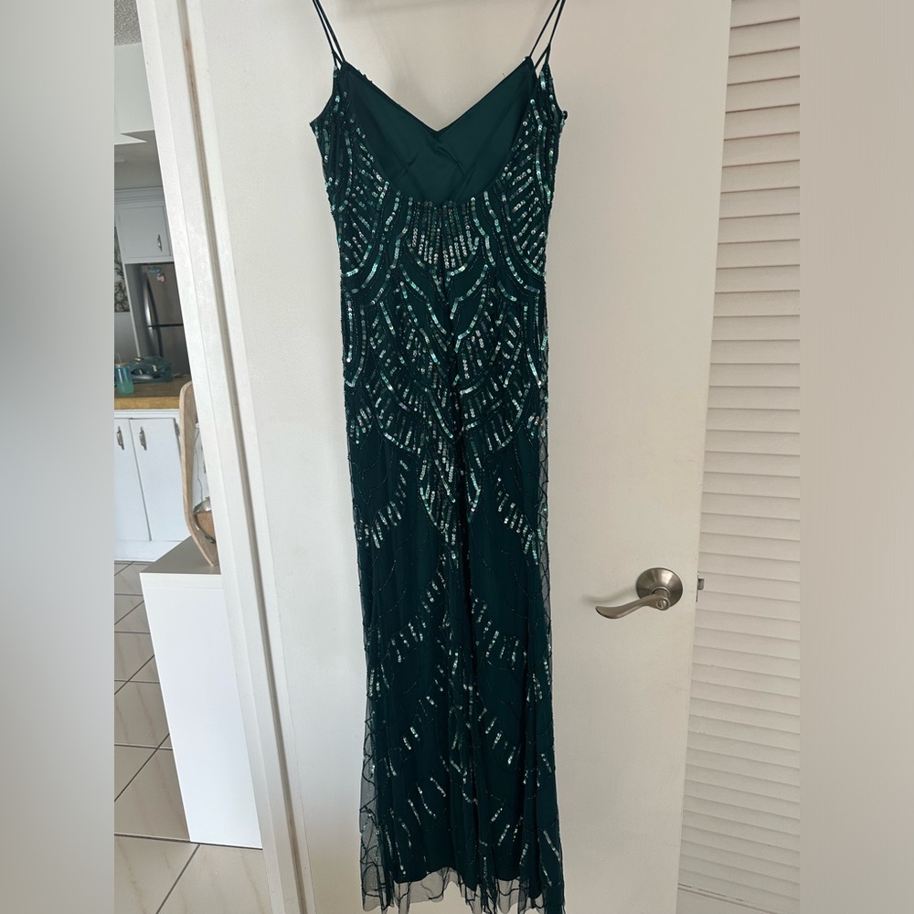 Emerald green, sequence gown